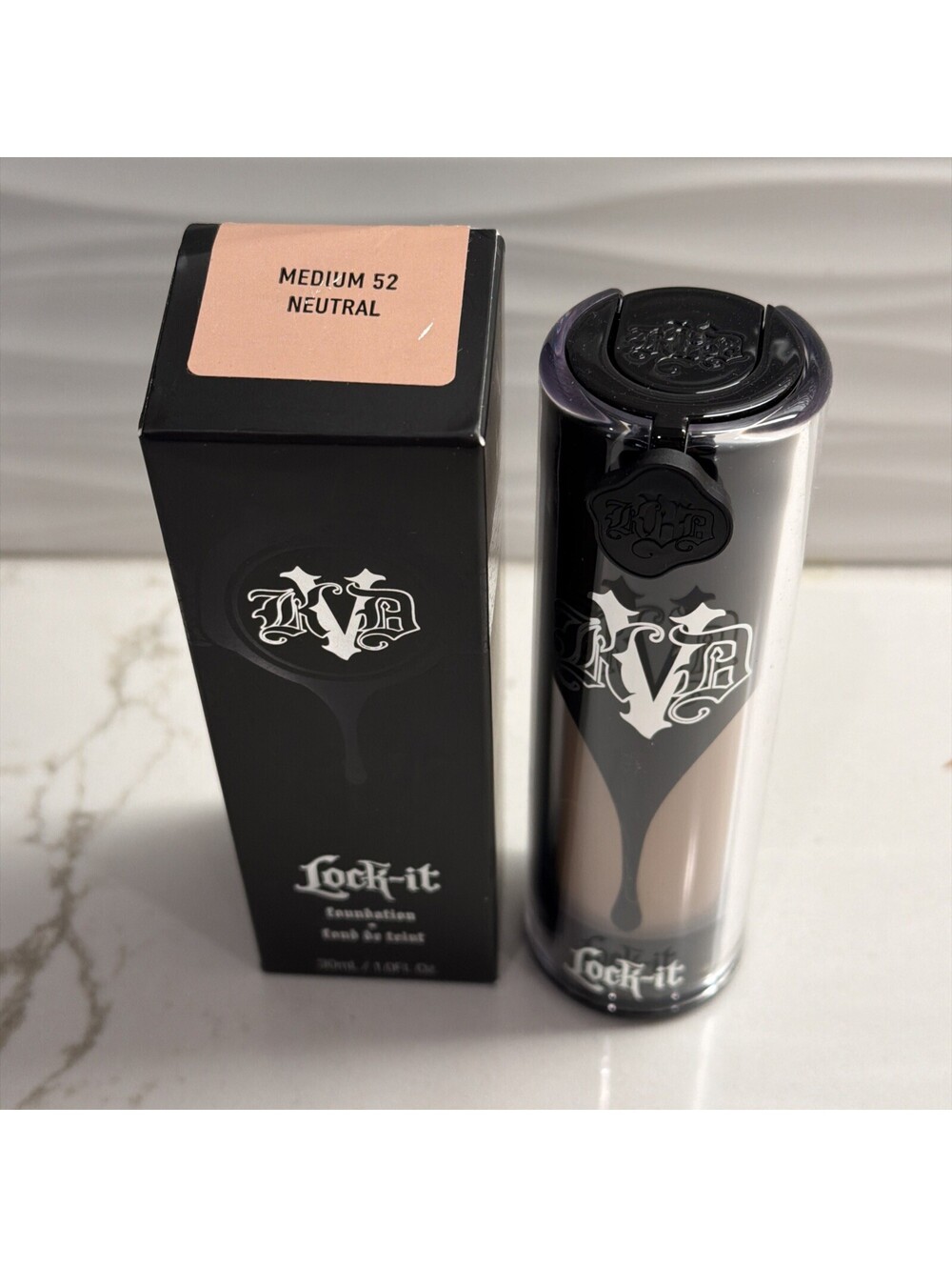 KVD Kat Von D Lock-It Foundation (Medium 52 Neutral) 1 fl oz - NIB